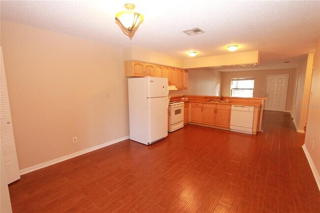 Foto del edificio - 843 Georgia Ave