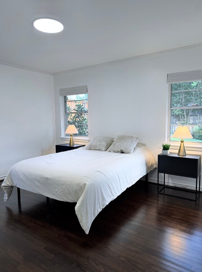 Foto del edificio - 3730 Van Ness Ln