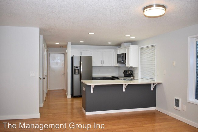 Building Photo - 2 br, 1.5 bath House - 2909 NE 116th Avenue