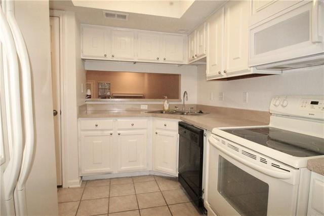 Foto del edificio - 3635 Garden Brook Dr