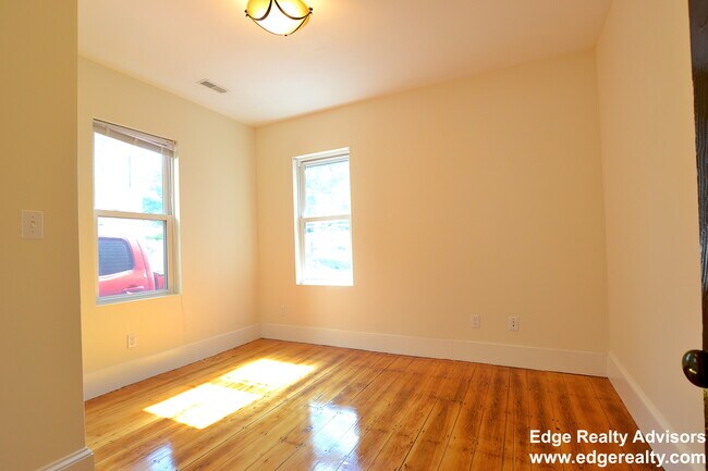 Foto del edificio - 5 Smythe St