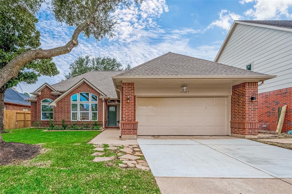 Foto principal - 17607 Glenwolf Dr