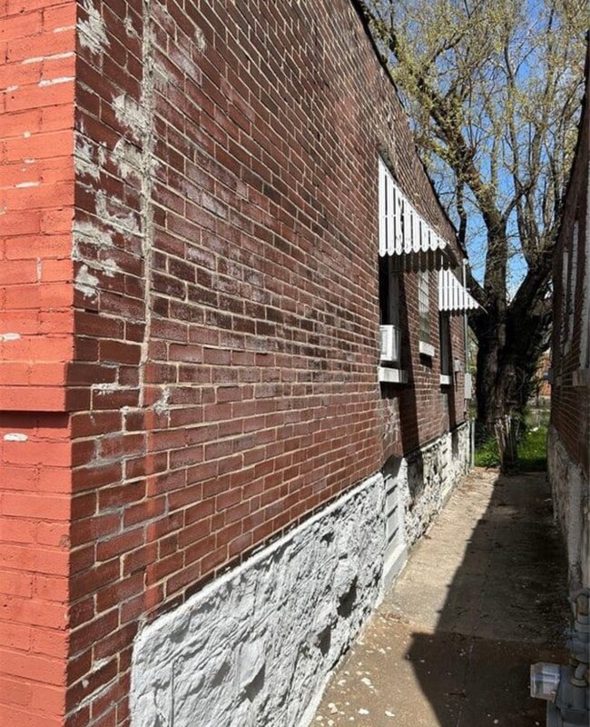 Building Photo - 4021 Green Lea Pl