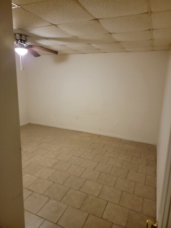 68 S Tulpehocken St Unit A, Pine Grove, PA 17963 Apartments in Pine