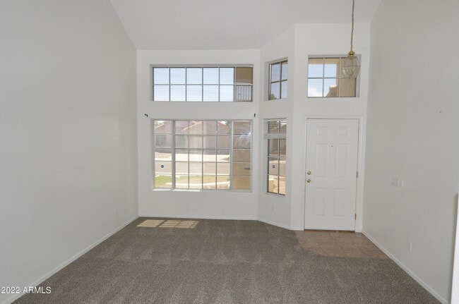 Building Photo - 1078 W Heather Ave