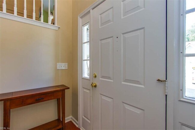 Building Photo - 3113 Crosstimbers Way