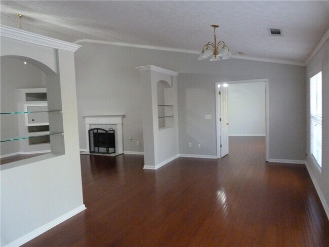 Foto del edificio - 759 Steffi Ct NW