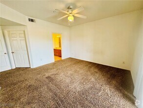 Building Photo - 833 Aspen Peak Loop