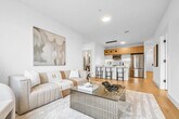 Foto principal - 649 38th St