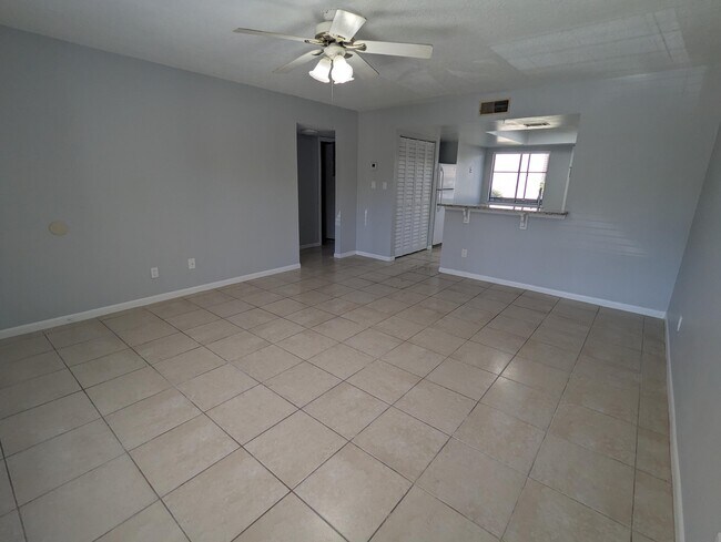 Building Photo - 1515 Huntington Ln