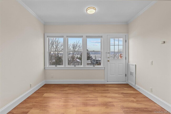 Foto del edificio - 10 S Eckar St