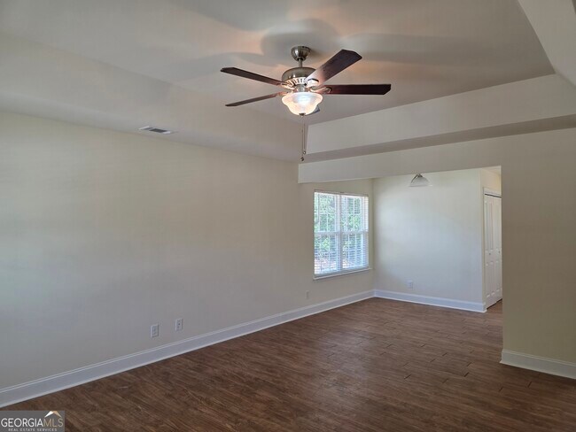 Foto del edificio - 129 Smithfield Dr