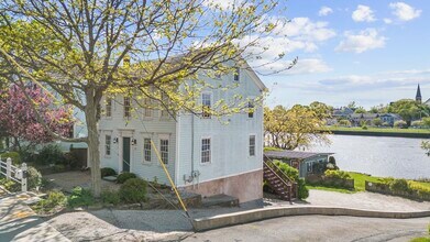 Building Photo - 624 Quinnipiac Ave