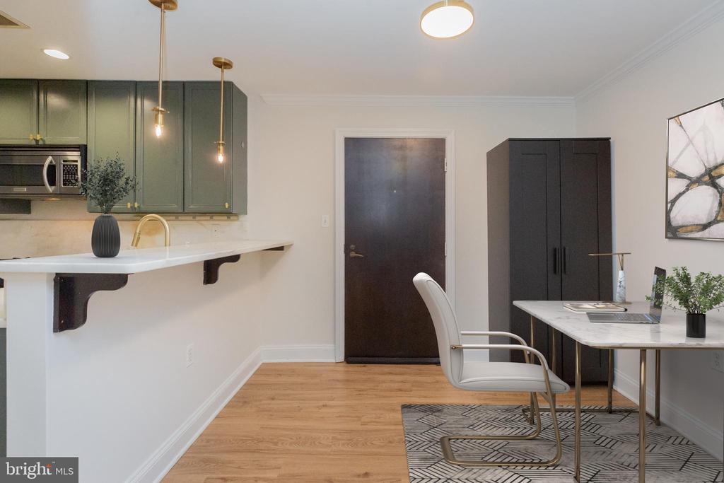 Primary Photo - 1323 Clifton St NW