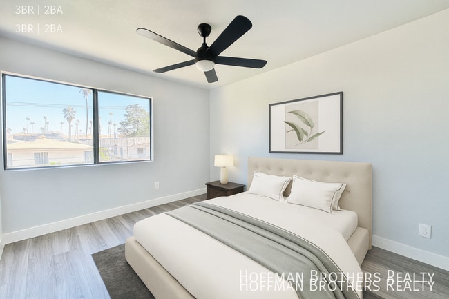 Building Photo - 619 N Kingsley Dr