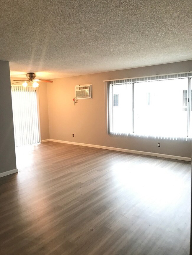 Foto del edificio - 3821 Green Ave