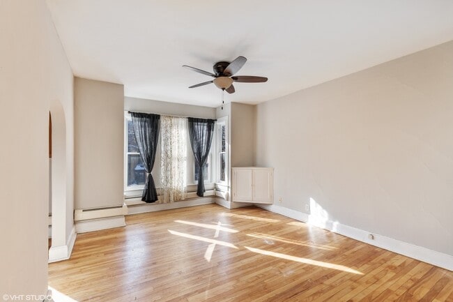 Living/Dinning Room - 297 Dayton Ave