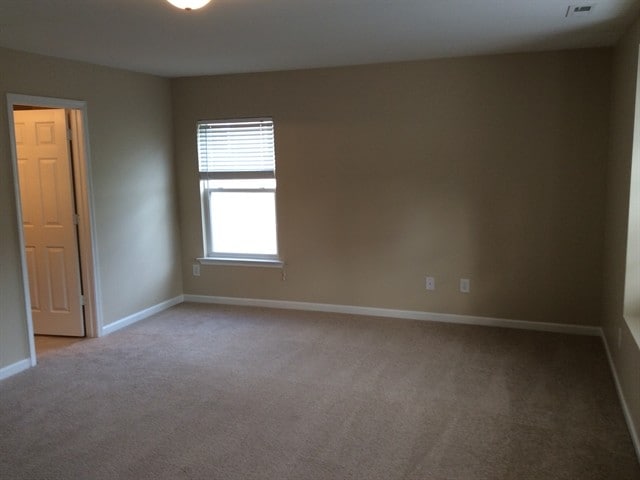 Building Photo - 342 Ashdale Dr