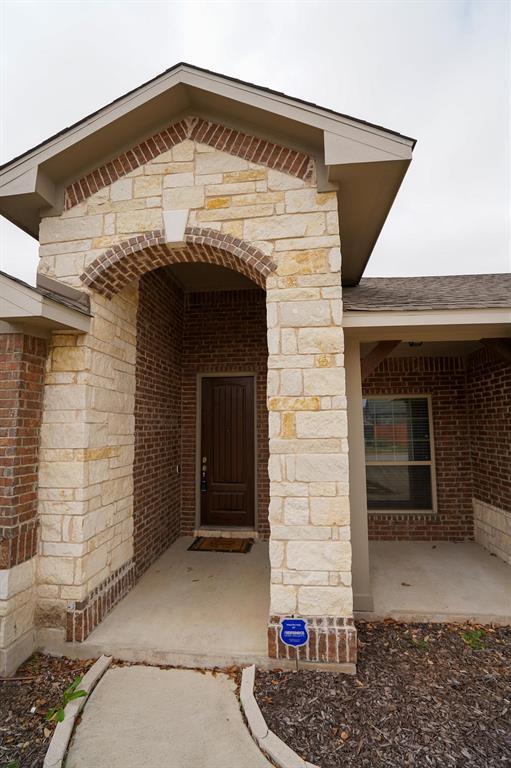 Foto del edificio - 421 Sterling Ridge Dr