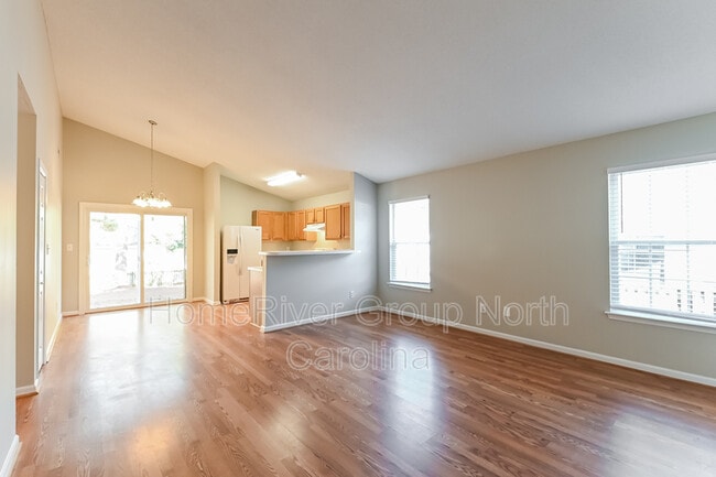 Building Photo - 403 Homestead Park Dr