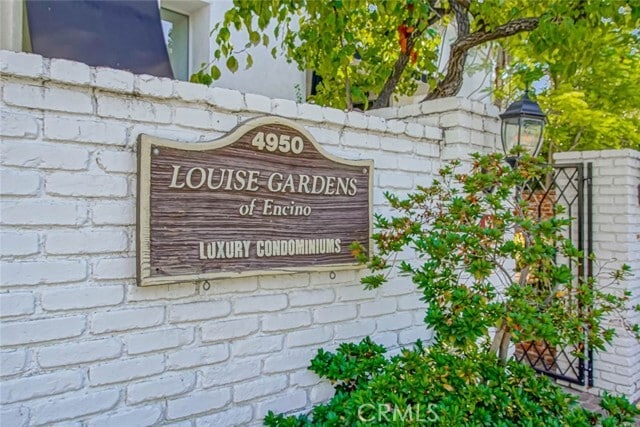 Building Photo - 4950 Louise Ave