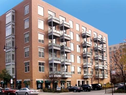 Primary Photo - 939 W Madison St