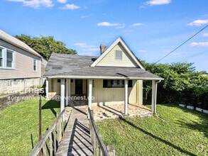 Building Photo - 4509 Highland Ave