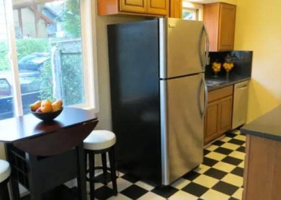 Building Photo - 4206 NE 9th Ave