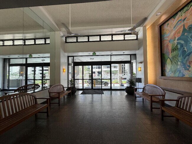 Foto del edificio - To register for the showing time below, note the 4 digit code: 4277 and click "APPLY NOW."(mobile...