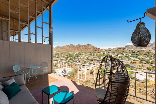 Foto del edificio - 1057 E Butler Dr