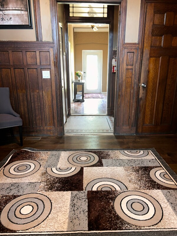 Foto del edificio - 298 Capital Ave NE