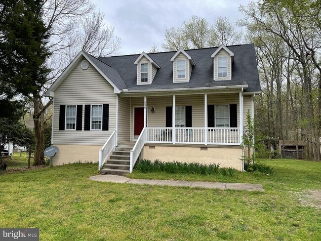 Building Photo - 236 Meadow View Ln