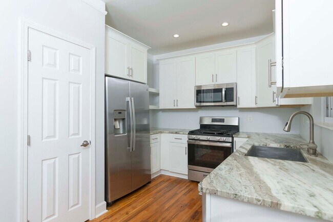 Foto del edificio - 2594 Watkins St NW