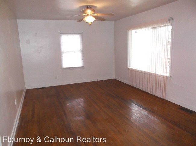 Building Photo - 2 br, 1 bath House - 22 Douglas Street