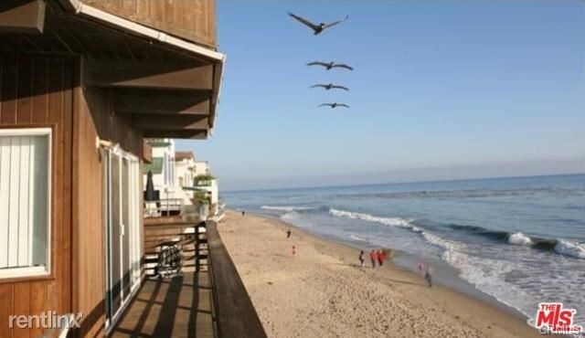 Primary Photo - 24508 Malibu Rd