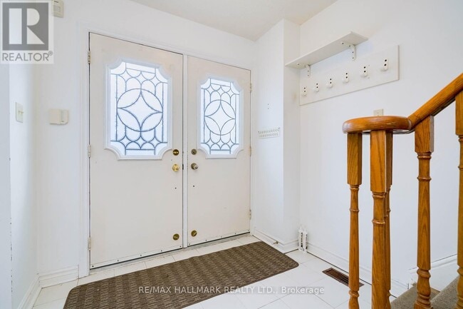 Building Photo - 26 Hazel Ave