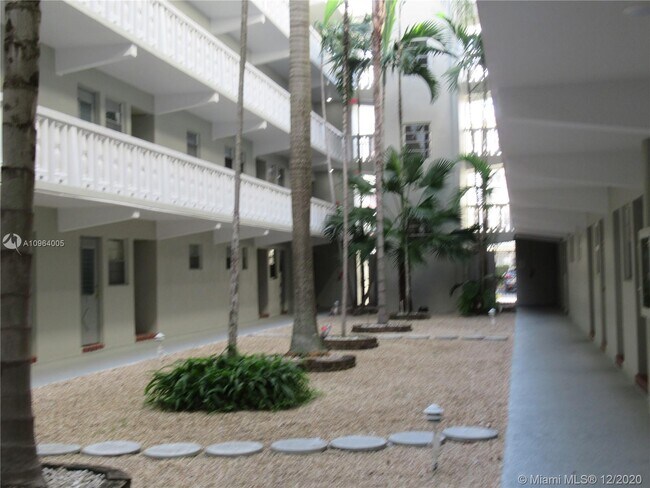 Foto del edificio - 330 SE 2nd St