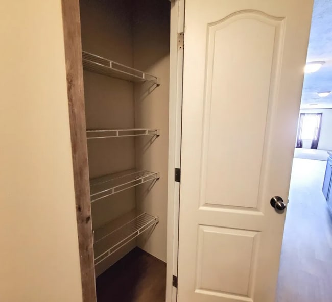 Building Photo - 9482 Lighthouse Dr