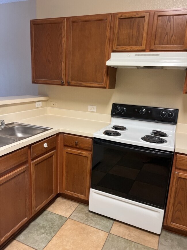 Foto del edificio - Great home in Windmill Farms! 3/2/2 Availa...