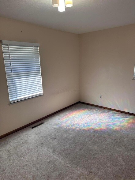 Foto del edificio - 388 Gamewood Dr