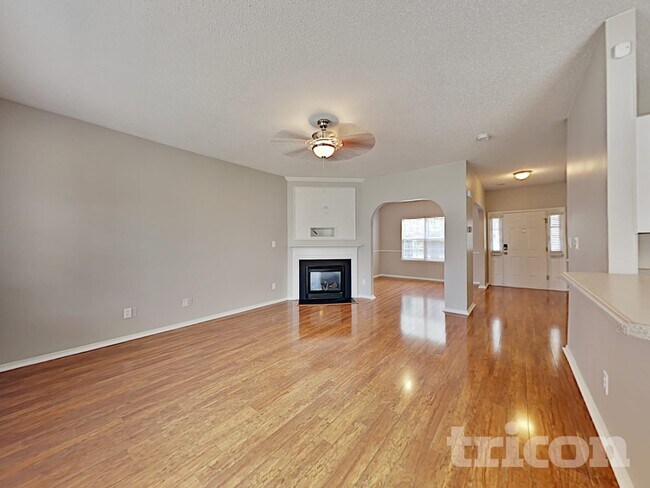 Foto del edificio - 3032 Buttonwood Ln