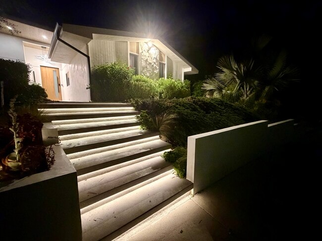 Building Photo - 7272 Cirrus Way