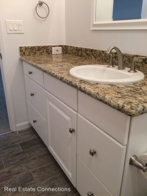 Foto del edificio - 3 br, 2 bath House - 6559 Crown Blvd
