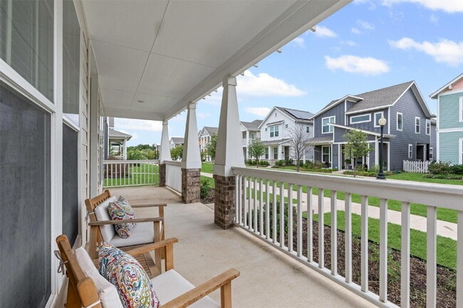 Foto del edificio - "Beautiful Two-Story Home with Exceptional...