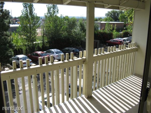 Building Photo - 2707 Valmont Rd