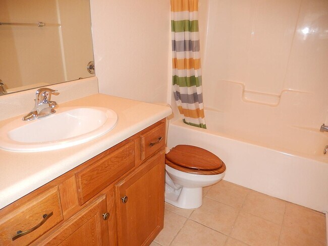Foto del edificio - 4434 Gearhart Rd