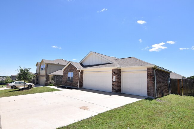 Foto del edificio - 3908 Endicott Dr