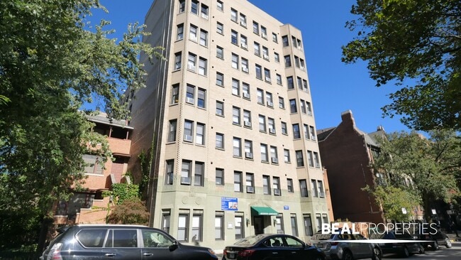 Building Photo - 550 W Arlington Pl