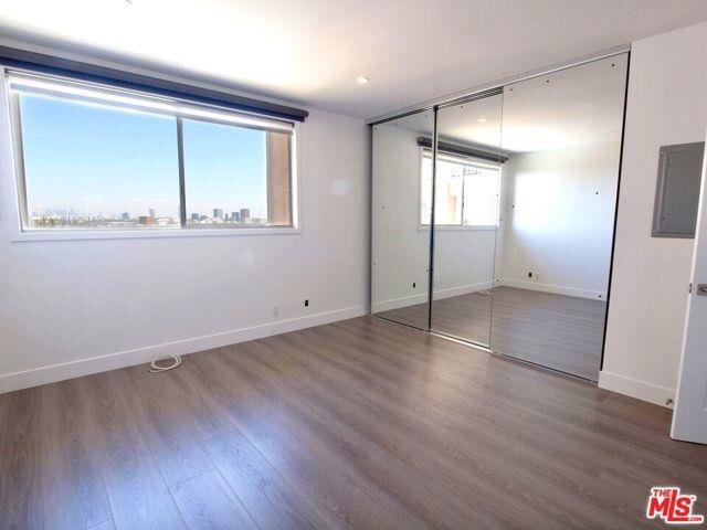 Foto del edificio - 100 South Doheny Drive Apt #708, Los Angel...