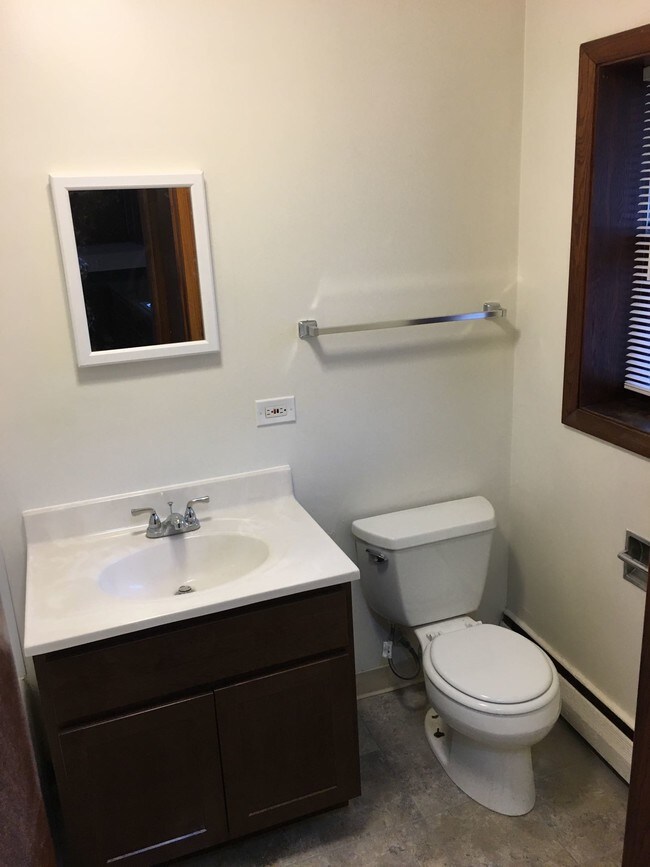 Foto del edificio - 1645 Hervey Ave